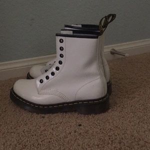 White Dr martens size 6